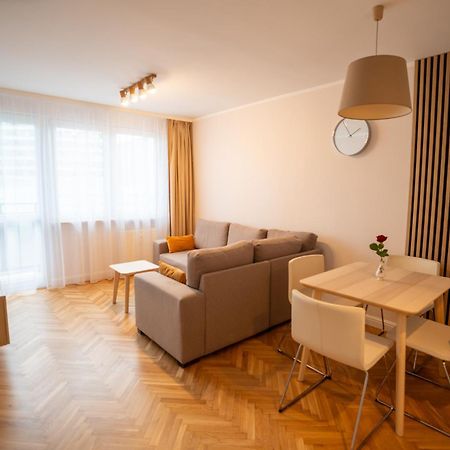 Apartament Gold 61 Varsó Kültér fotó
